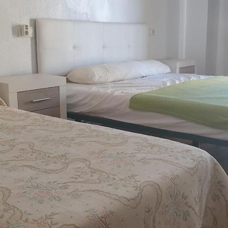Villaislandia 奥罗佩萨德尔马 外观 照片